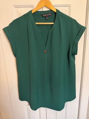 Montgomery Post Shannyn Airette Green Blouse L